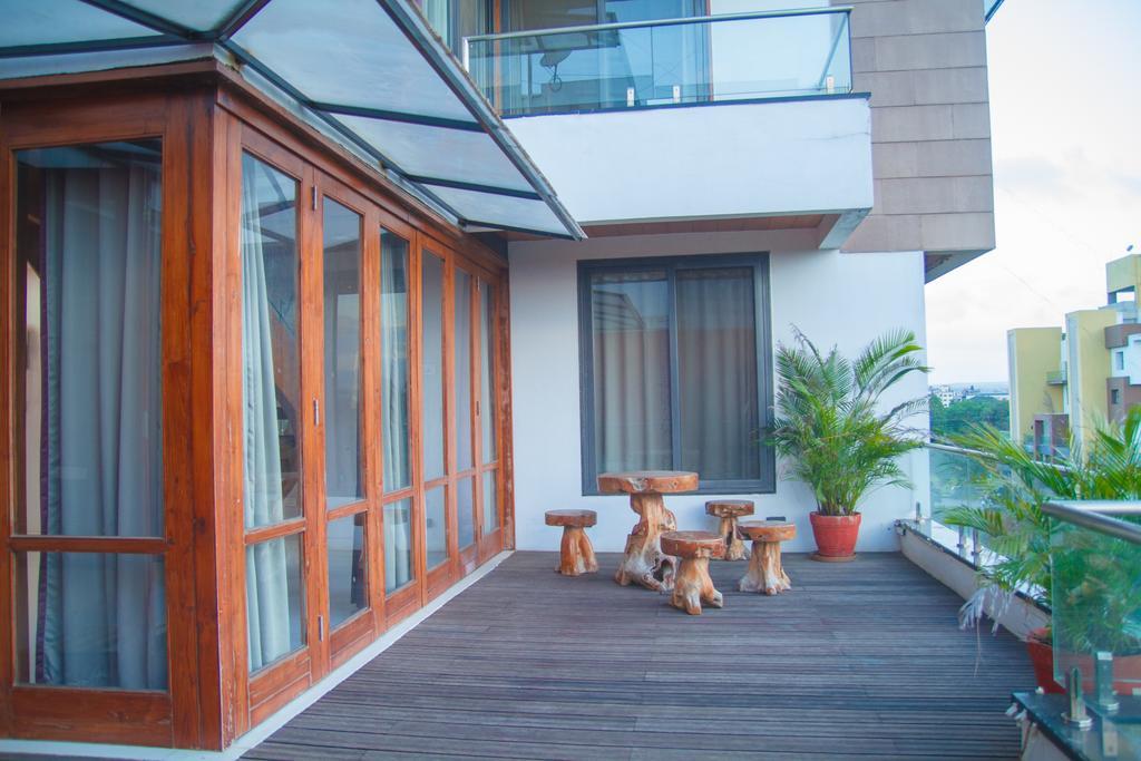 Gulmohar - Luxurious Penthouse Family Rooms Kolhapur Eksteriør billede